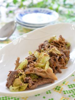 牛肉とレタスの簡単中華炒め✿胡麻風味♪-レシピのメイン写真