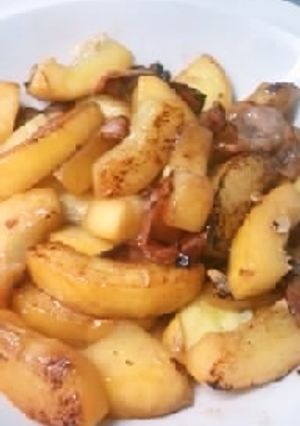 ズッキーニと、ベーコン・醤油・バターで-レシピのメイン写真