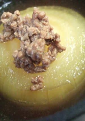 掛かるのは時間だけ！タマネギまんまる煮-レシピのメイン写真