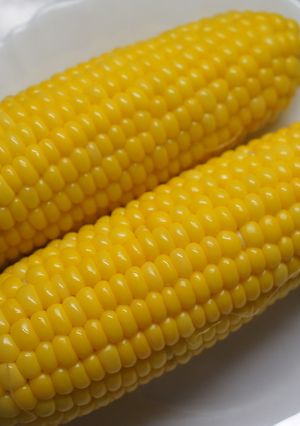 【話題入り】超簡単・激甘トウモロコシ-レシピのメイン写真