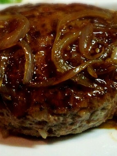 簡単!ふんわりジューシーハンバーグ-レシピのメイン写真