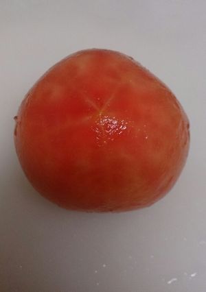簡単！湯剥きよりお手軽！トマトの皮むき-レシピのメイン写真