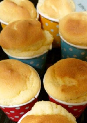 ノンオイル♪ 紙コップのシフォンケーキ-レシピのメイン写真