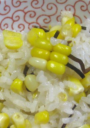 炊飯器で夏のおこわ（トウモロコシ）-レシピのメイン写真