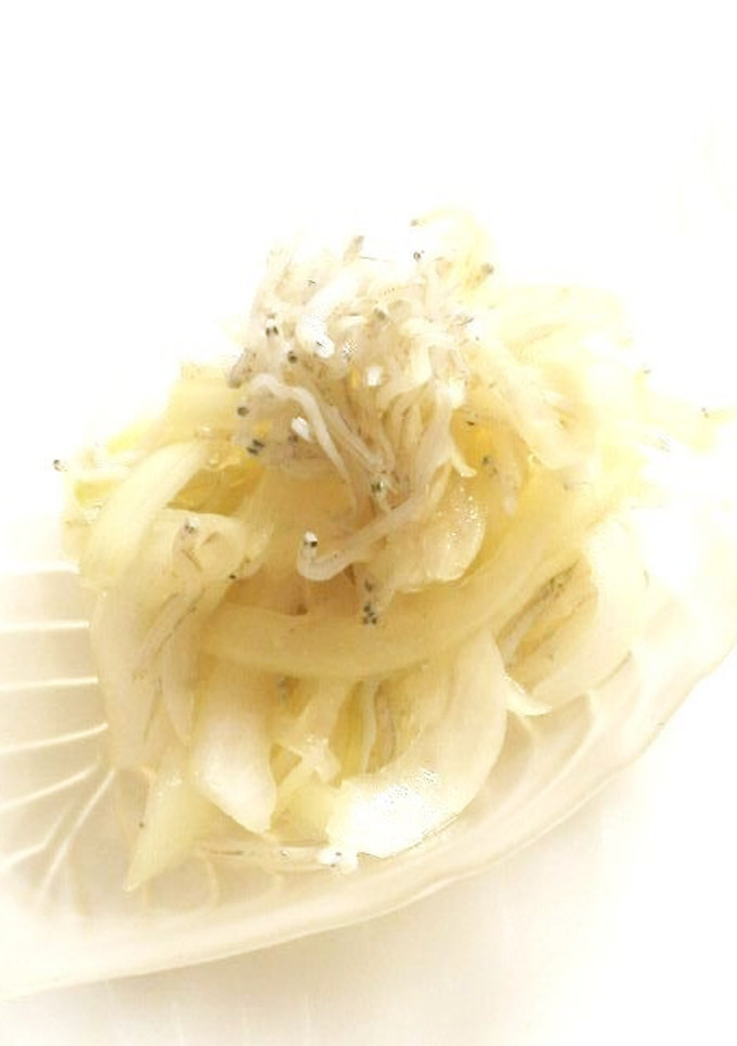 ☺簡単おつまみ♪玉ねぎとしらすの酢の物☺-レシピのメイン写真