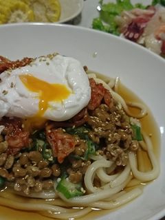 夏にぴったり♪納豆キムチの冷しうどん-レシピのメイン写真