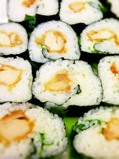 鶏唐マヨの変わり巻すし☆.。o○-レシピのメイン写真