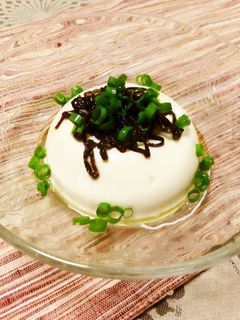 ごま油で食べる塩昆布冷奴-レシピのメイン写真