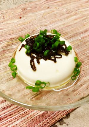 ごま油で食べる塩昆布冷奴-レシピのメイン写真