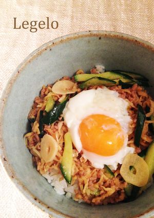 節約ヘルシー♪キュウリと切干のスタミナ丼-レシピのメイン写真