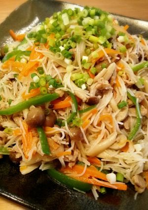 お野菜たっぷり･ᴗ･ 基本の焼きビーフン-レシピのメイン写真