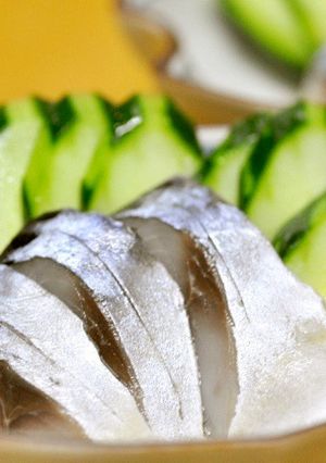 簡単◎切って盛るだけ〆鯖の刺し身-レシピのメイン写真