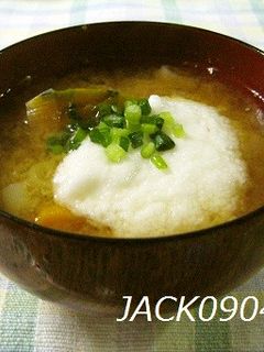 とろろ汁じゃないよ♪とろろ味噌汁だよ♫-レシピのメイン写真