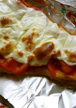 ナンで作る焼トマトピザ-レシピのメイン写真