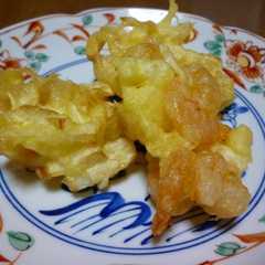 รูปของ 海老と長芋のかき揚げ