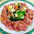 ファミマでワンコイン☆お肉のご馳走サラダ