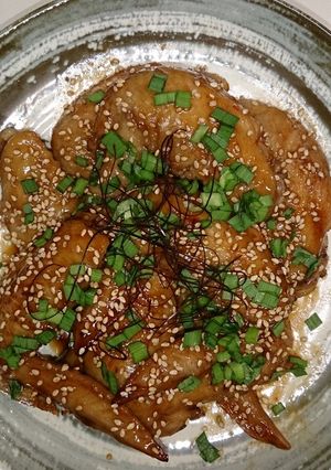 超簡単!ビビビッと甘辛手羽先コーラ煮-レシピのメイン写真