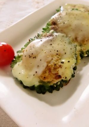 ゴーヤ(ピーマン）味噌バーグのチーズ焼き-レシピのメイン写真