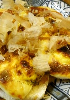 魚焼きで長芋と梅しそこんがりチーズピザ♪-レシピのメイン写真