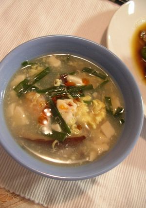 海老と豆腐とにらで中華スープ-レシピのメイン写真