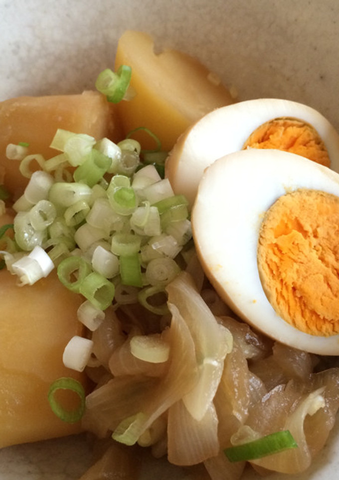 玉ねぎとじゃがいもと卵のさっぱり?煮物-レシピのメイン写真