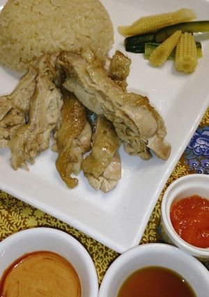 炊飯器におまかせ！本格派の海南鶏飯-レシピのメイン写真