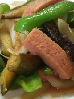 簡単、スパムと夏野菜の炒めもの-レシピのメイン写真