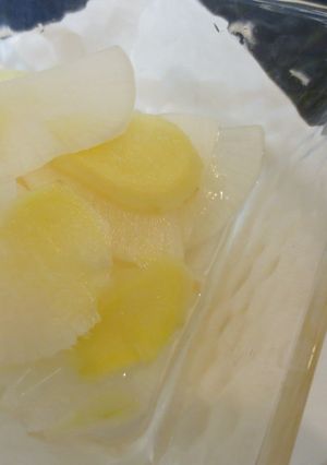 簡単!薄切り大根と生姜の漬け物-レシピのメイン写真