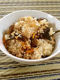 *干し椎茸ときのこたっぷり炊き込みご飯*-レシピのメイン写真