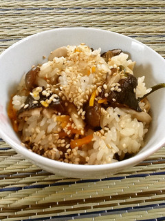 *干し椎茸ときのこたっぷり炊き込みご飯*-レシピのメイン写真
