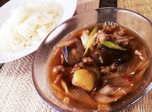 ごま油が香る♡茄子と豚肉の素麺つけ汁-レシピのメイン写真