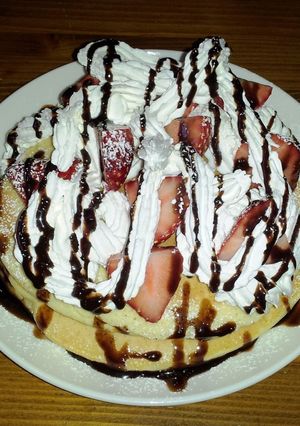 かんたん♪生クリーム＆チョコのパンケーキ-レシピのメイン写真