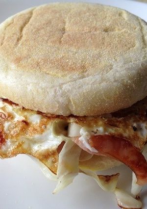 ガッツリ食べたい朝食☆巣ごもりマフィン-レシピのメイン写真