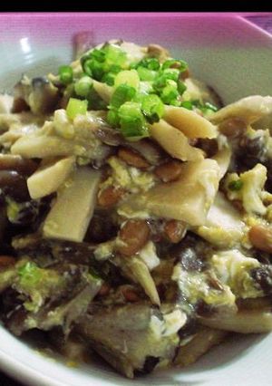 (∵)屋：きのこの納豆炒め-レシピのメイン写真