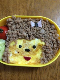 にてる?にてない?キャラ弁モンチッチ-レシピのメイン写真