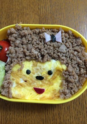 にてる？にてない？キャラ弁モンチッチ-レシピのメイン写真