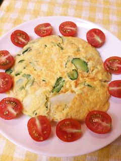 胡瓜と玉葱のオムレツ~粉チーズたっぷり~-レシピのメイン写真