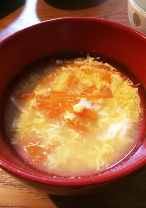 人参と卵のほわほわ味噌汁-レシピのメイン写真