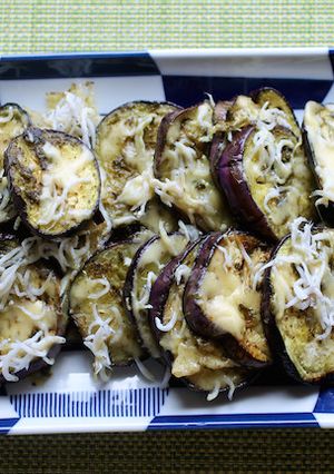 ナスしらすチーズ焼き　バジルの香り-レシピのメイン写真
