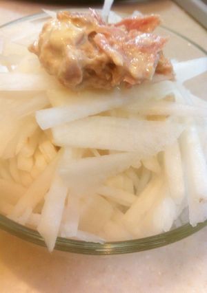 細切り大根でシーチキンマヨサラダ-レシピのメイン写真