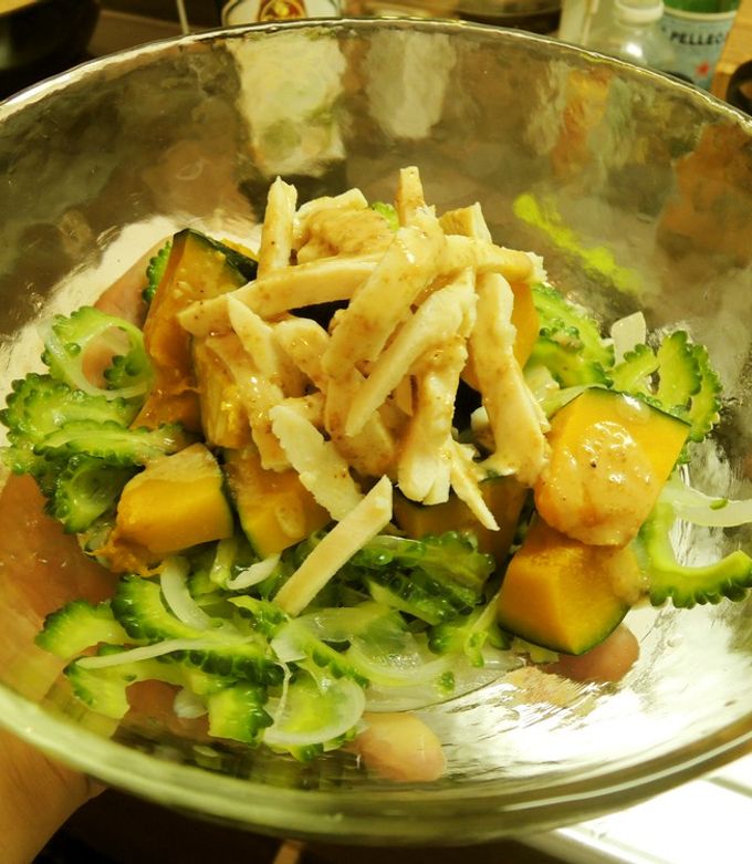 ゴーヤーと南瓜・蒸し鶏の胡麻ダレサラダ♪-レシピのメイン写真
