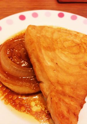 メカジキと新玉ねぎのにんにく醤油バター-レシピのメイン写真