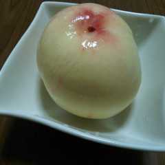 A picture of 湯むき桃.