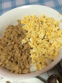 ヘルシー☆おから鳥そぼろ丼☆-レシピのメイン写真