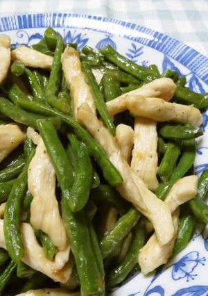 いんげんと鶏胸肉のにんにく醤油炒め♬-レシピのメイン写真