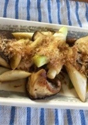 白ネギと椎茸のだし醤油炒め-レシピのメイン写真