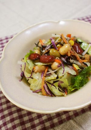 デパ地下風？野菜もたっぷり豆サラダ-レシピのメイン写真