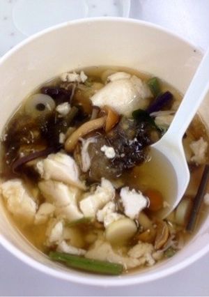 簡単すぎる!豆腐と山菜と昆布のお吸い物-レシピのメイン写真
