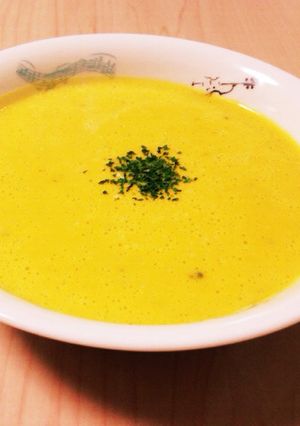 甘さ控えめ！ミキサーで★カボチャスープ-レシピのメイン写真