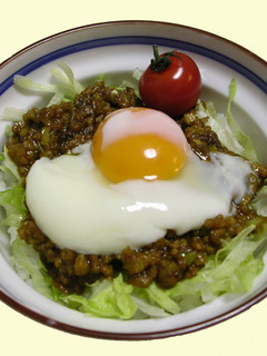 美味しい♪カレー風味の簡単ミンチ丼-レシピのメイン写真